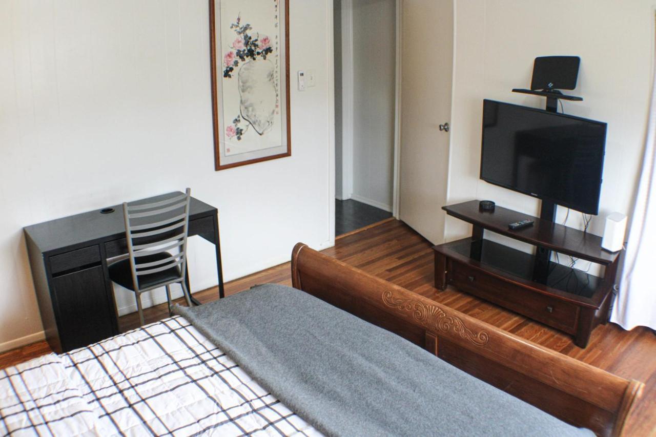 Urban Oasis - 3Br 2Ba - City View- Private Parking 피츠버그 외부 사진